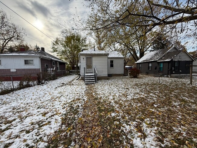 Building Photo - 7251 Hudson Ave