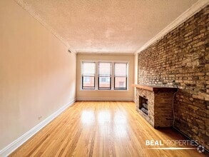 Building Photo - 3519 N Racine Ave