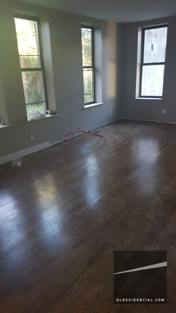 Building Photo - 275 Miller Ave