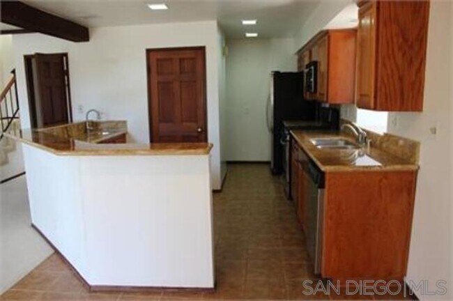Foto del edificio - 8656 Villa La Jolla Dr