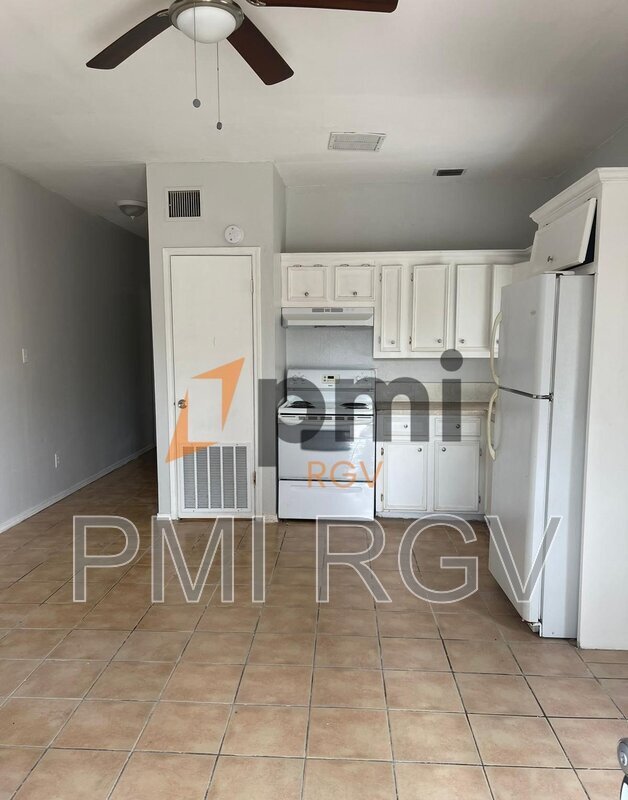 Foto del edificio - 919 E Van Week St