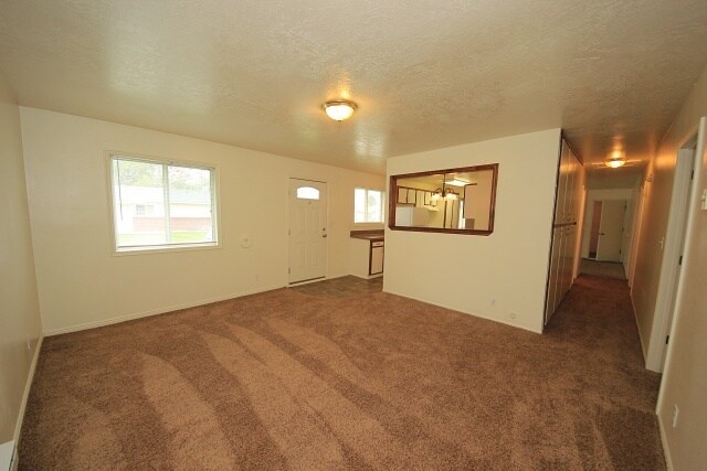 Livingroom - 965 Berryman Rd