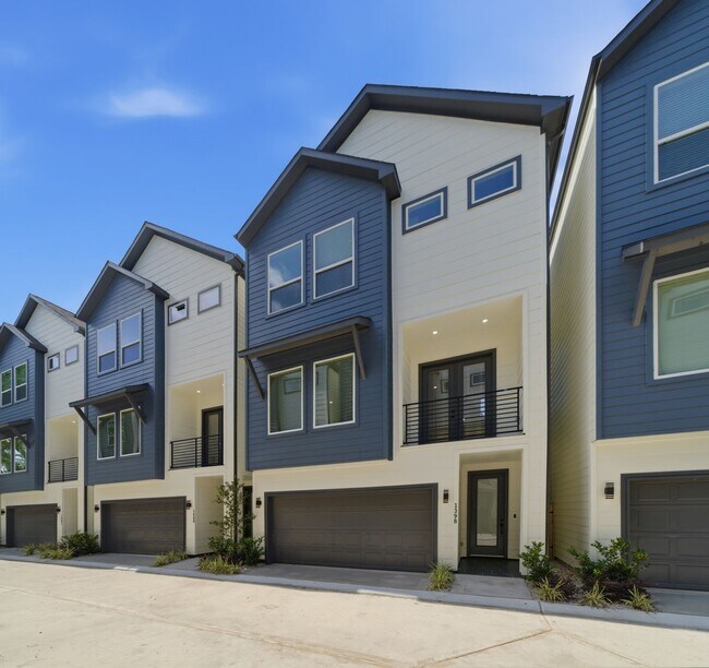 Foto del edificio - 1404 Cedar Post Ln
