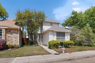 Building Photo - 6027 Homestead Ct