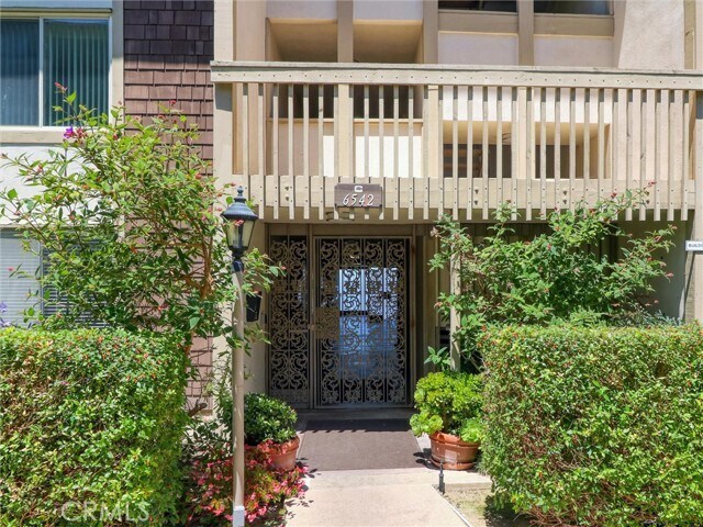 Foto del edificio - 6542 Ocean Crest Dr