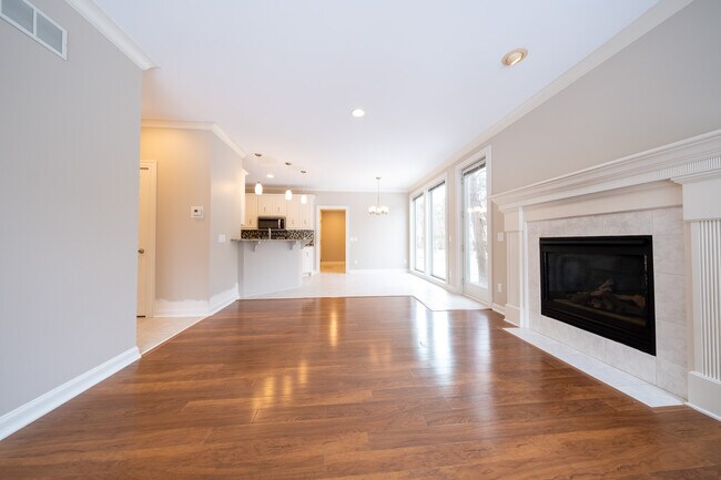 Foto del edificio - 3290 N Shore Dr