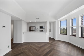Newly Renovated Unit - The Marott Apartments