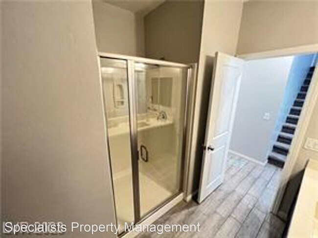 Building Photo - 4 br, 3 bath House - 6844 Pivot Point Street