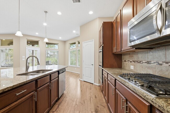 Foto del edificio - 1810 Nantz Ln