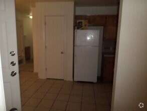 Building Photo - 1310 Chips Dr
