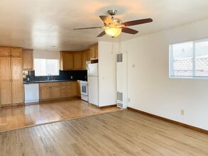 Building Photo - 1691 Albion Ct