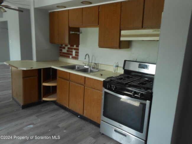 Foto del edificio - 716-718-718 Landis St