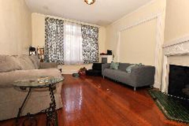 Building Photo - Spacious, Sunny and Renovate Cleveland Circle 4 Bed/2 Bath w/Porch on Strathmore Rd for 9/1/2026