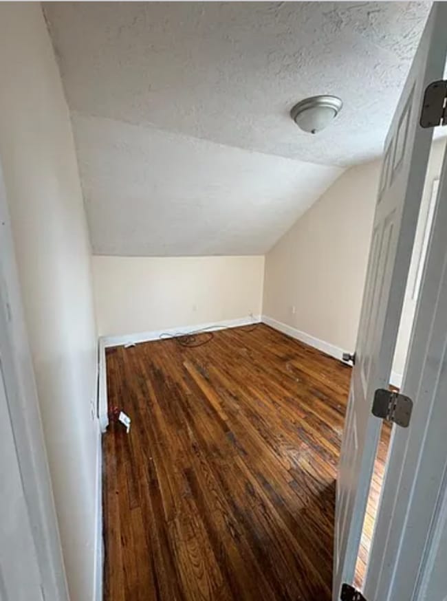 Photo - 306-308 4th St Fall River Apartment