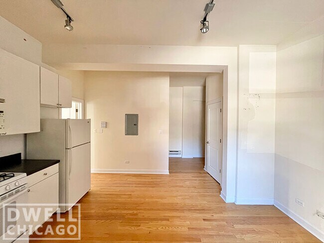 Foto del edificio - 4750 N Sheridan Rd