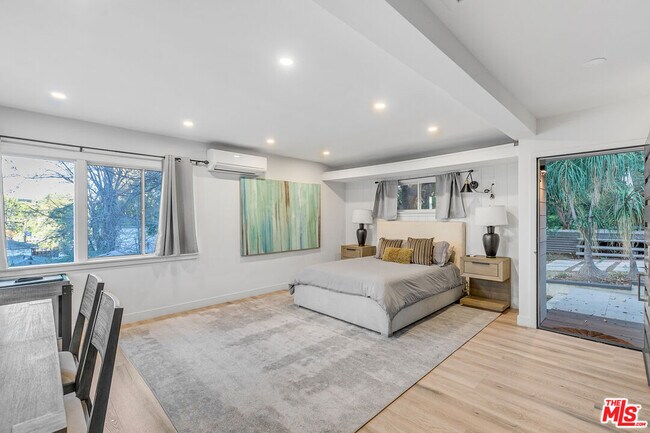 Foto del edificio - 3937 Kentucky Dr