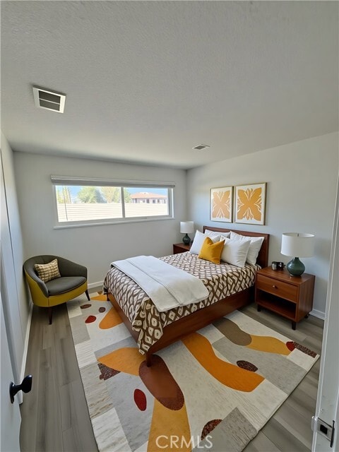 Foto del edificio - 11742 Jacaranda Ave