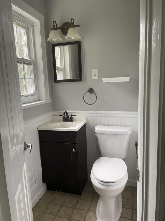 1209 W Ragsdale Rd, Greenville, NC 27858 House Rental in Greenville, NC