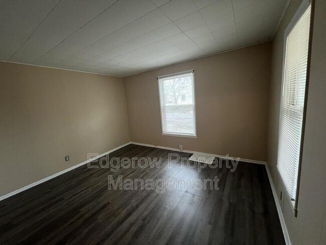 Building Photo - 1311 Ashland Ave NE
