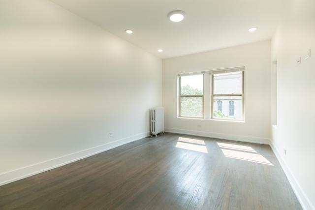 Building Photo - 1 bedroom in CHICAGO IL 60660