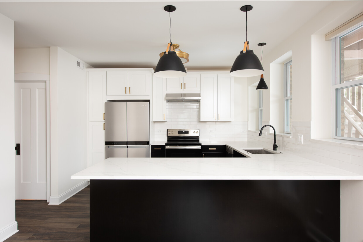 Foto principal - 1044 Asbury Ave