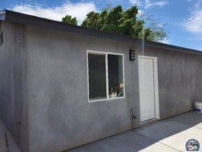 Building Photo - 812 David Navarro Ave