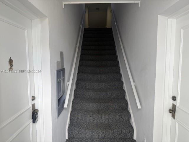 Foto del edificio - 170 Cypress Club Dr