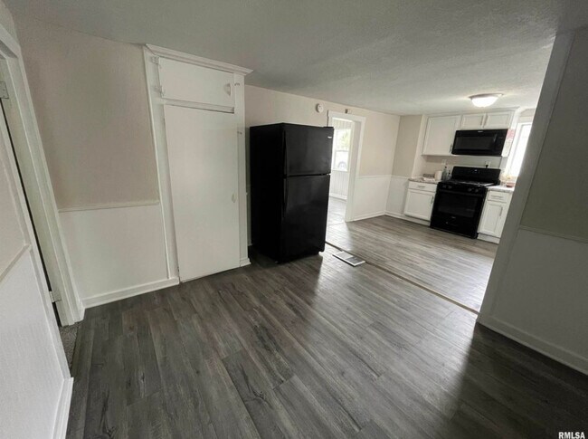 Foto del edificio - 1821 27th Ave