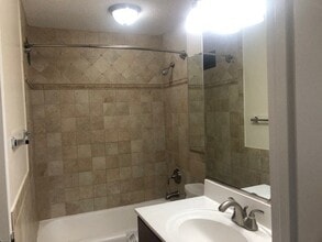 Interior Photo - Calvert House Apartments