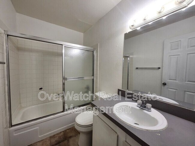 Foto del edificio - 177 Michael Ct