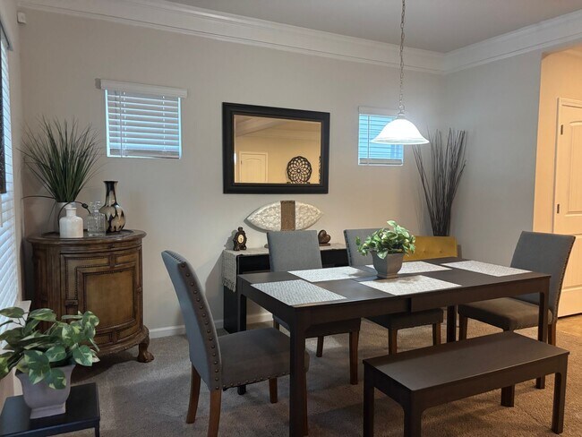 Foto del edificio - 3-bedroom, 2.5-bathroom single-family home. Available Now!