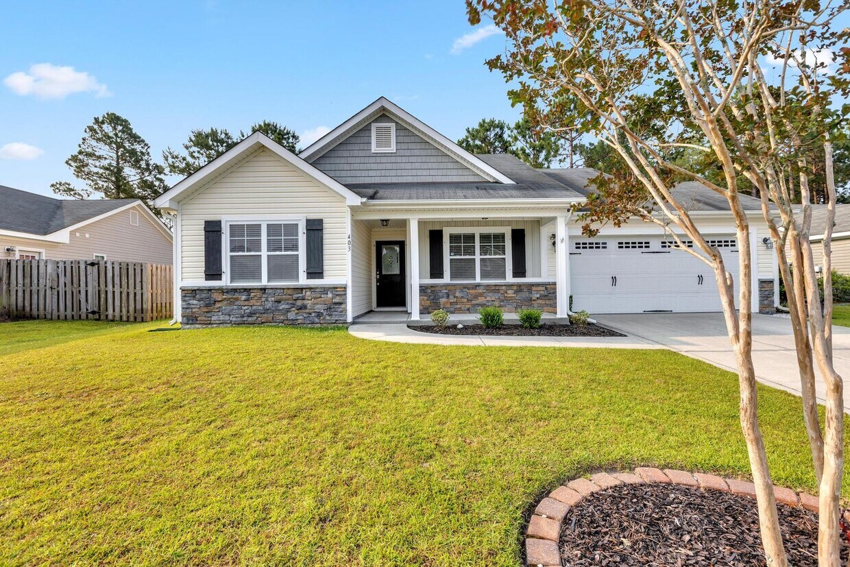 Foto principal - 3 Bedroom Ranch in Oyster Landing