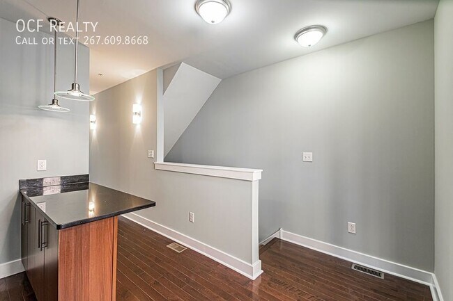 Building Photo - 2012 West Girard-12A