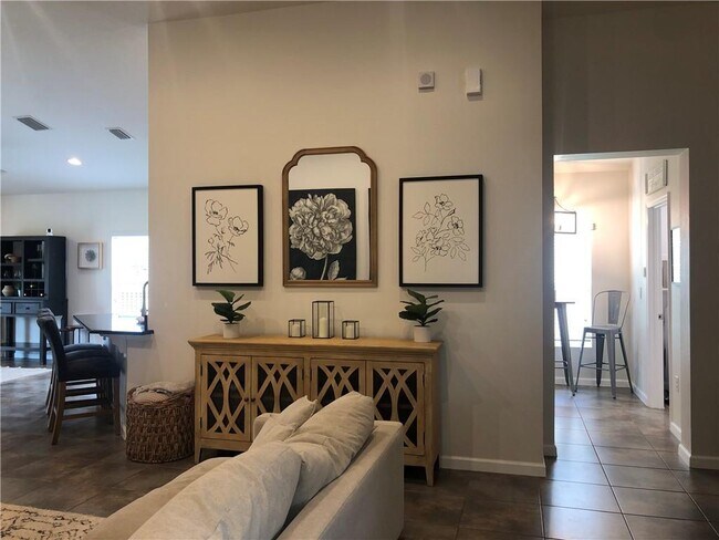 Foto del edificio - 1739 Berkshire Cir SW