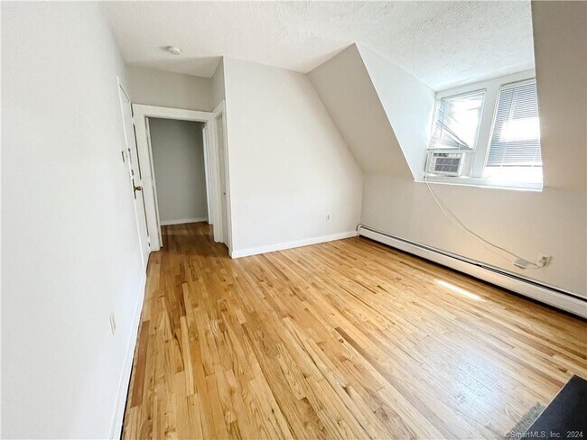Foto del edificio - 94 Howe St