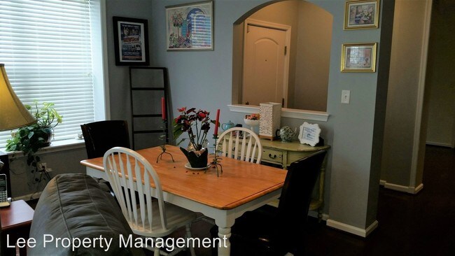 Foto del edificio - 3207 Bridgewater Dr
