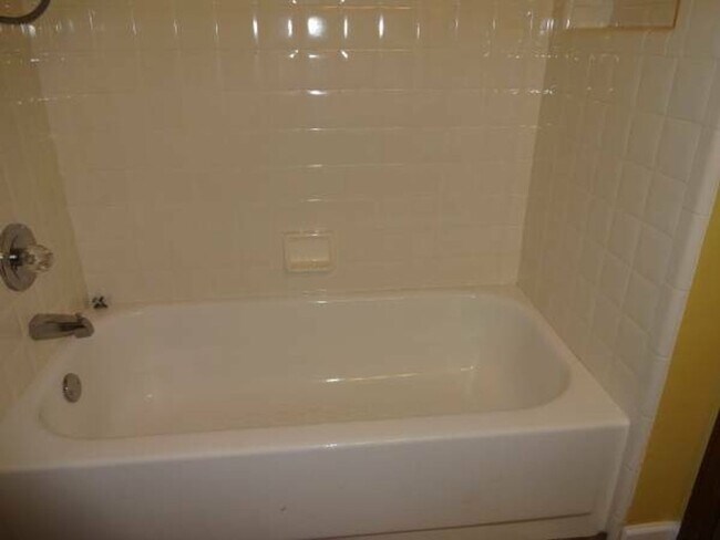 Foto del edificio - Flying Start Properties -1102 SW 6th St