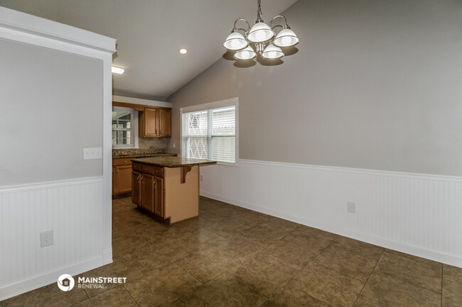 Building Photo - 674 Whitetail Loop