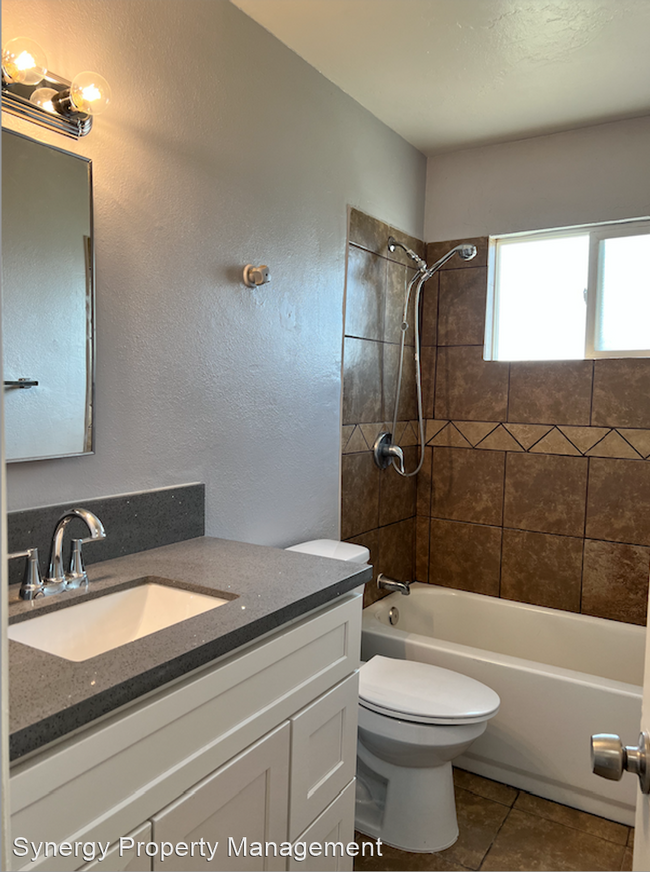 Building Photo - 2 br, 1 bath House - 327 Dobrusky Drive