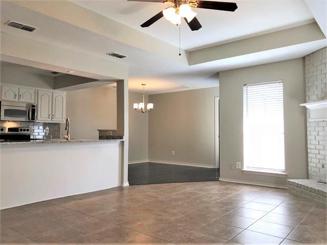 Foto del edificio - 8833 Camfield Way St