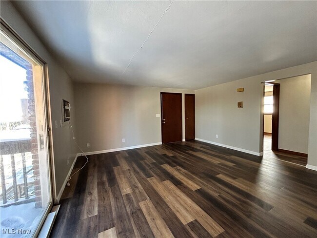 Foto del edificio - 98 View St