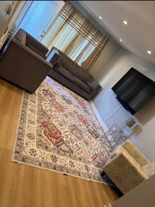 Foto del edificio - 1908 Kenilworth Cir