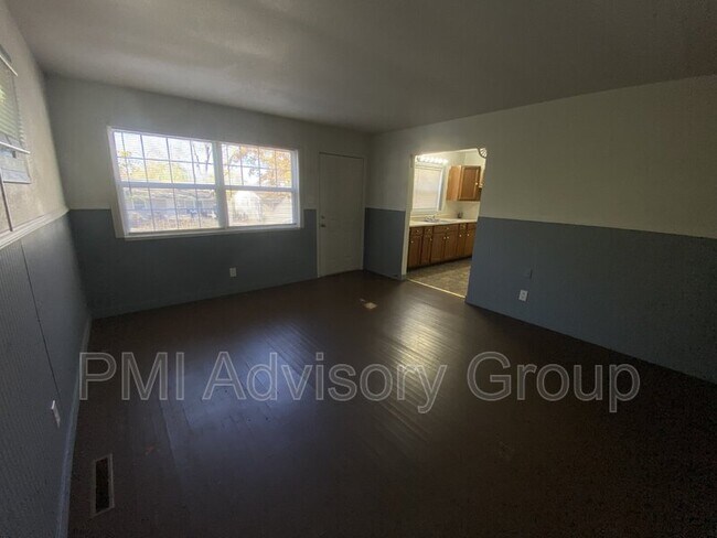 Foto del edificio - 3136 SE Fremont St