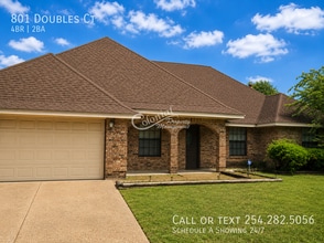 Building Photo - 801 Doubles Ct
