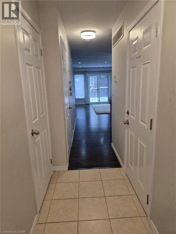 Building Photo - 129 Rochefort St.