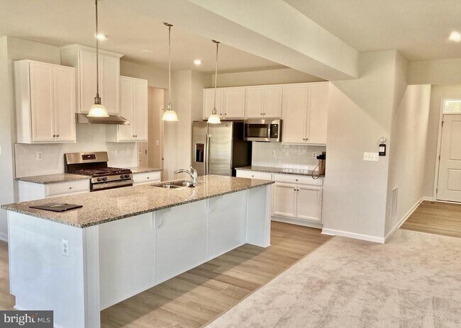 Foto del edificio - 5303 Ivy Hill Dr