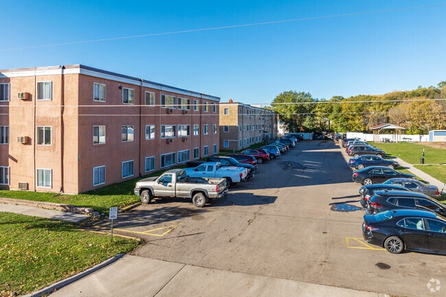 Building Photo - Princeton Place