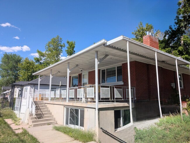 Building Photo - 2841 S 700 E