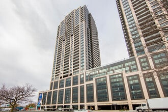 Building Photo - 1928-1928 Lake Shore Blvd W