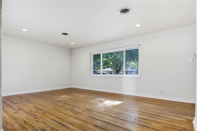 Foto del edificio - 4205 Keeter Dr
